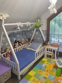 Dřevěná dětská postel 180x90 cm, S MATRACÍ - TOP STAV