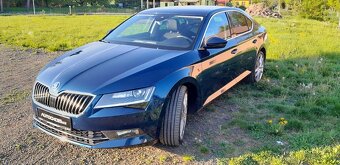 Škoda Superb 3 Lava blau TOP