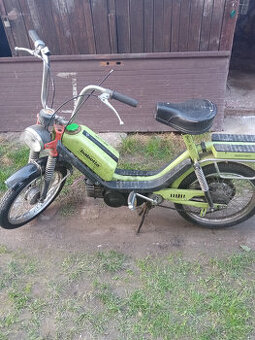 prodam babetu 210 Babetta s kartičkou, motor jde protočit a