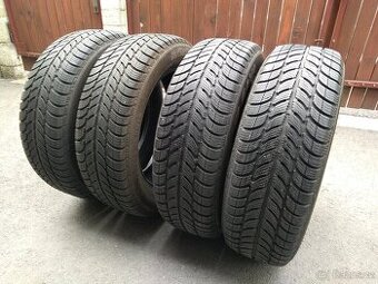 Prodám zimní gumy Sava eskimo 185/60 R15 DOT 3323
