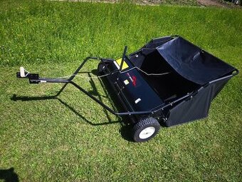 Čistič trávníku (sweeper) - Mountfield