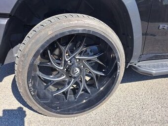 Dodge Ram 1500 - 1