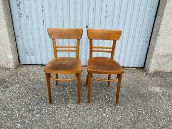 Celodřevěné židle Thonet