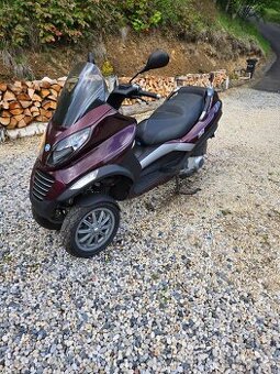 Piaggio MP3 RL 250 - 1