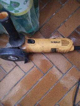 DeWALT flexa