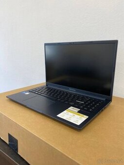 Notebook ASUS VivoBook 15 - i5/16GB/512GB/WIN 11