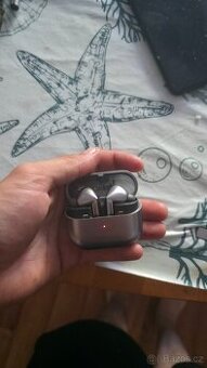 Samsung galaxy buds 3 pro silver
