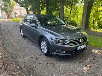 VW Passat B8 1.8TSi 132kw manuál, DPH, servisováno