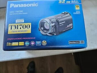 Videokamera Panasonic HDC-TM700