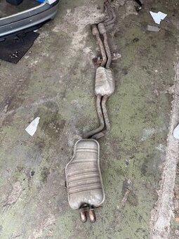 Výfuk e46 330d 135kw