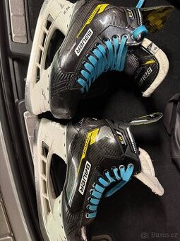 Brusle Bauer Supreme M3, vel 6 EE