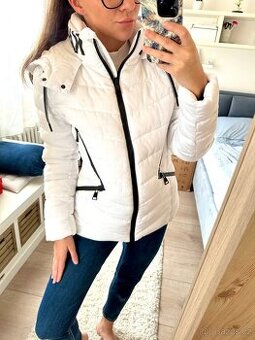 KARL LAGERFELD ZIMNÍ BUNDA