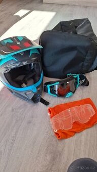 Motokrosové vybavení