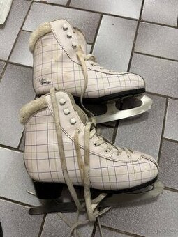 Dívčí brusle Sofia Tempish vel. 37