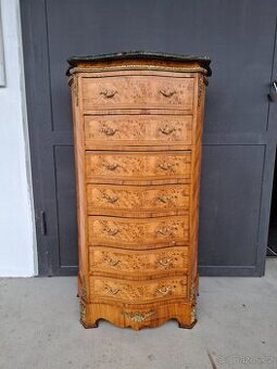 Starožitná šuplíková komoda s mramorem