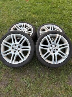 Letní originál Alu kola Škoda Superb R18 5x112