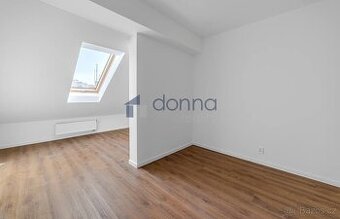 Pronájem bytu 1+1, 40m², ul. Na Mokřině, Praha 3 - Žižkov, z