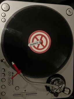 Gramofon Omnitronic dd 5250