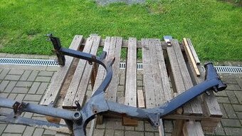 Rám Jawa 23 Mustang na opravu