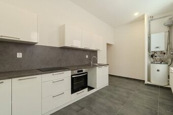 Moderní byt po rekonstrukci v Bohumíně – 12 000,-/měs.