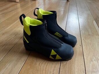 Dětské boty na běžky, vel.38, NNN vázání