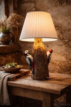 Originální stolní lampa.