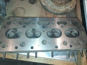 hlava motoru ŠKODA 100