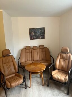Křesla a sedačka Alfa Romeo