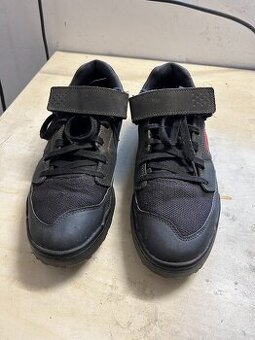 Tretry Five Ten vel.45 - 1