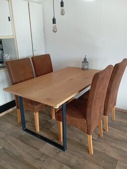 Jídelní stůl a 4ks židle z Jysku
