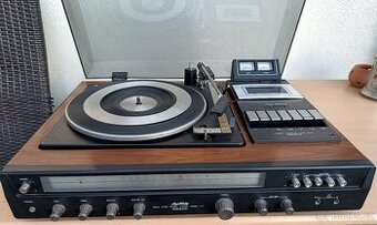 ONKYO High Fidelity Solid State Stereo F-7  1975