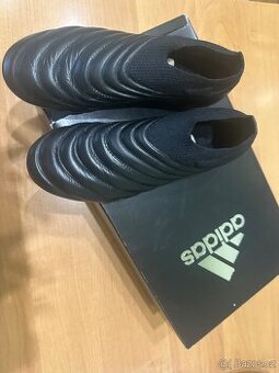 Profesionalní kopačky Adidas Copa 19  FG