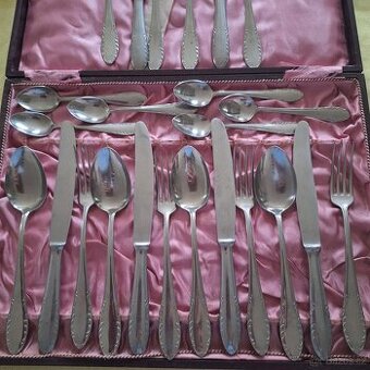 Retro sada příbory