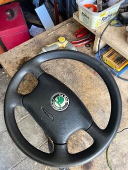 Volant Skoda Octavia 1