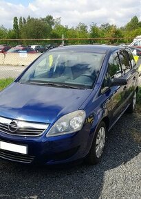Opel Zafira B, benzín 1,6 - pojízdné, ale nutná oprava