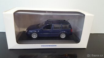 (PRODÁNO) - VW Volkswagen Bora Sedan Variant 1:43 Minichamps