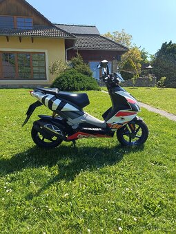 Aprilia SR 50 Factory DITECH 4kW, r.v. 2005
