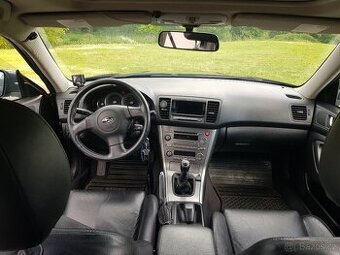 Subaru outback 2.5 2006