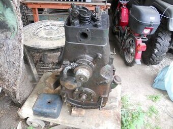 Zetor 15 motor - 1