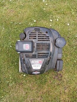 Motor BRIGGS STRATTON 675 Instart - 1