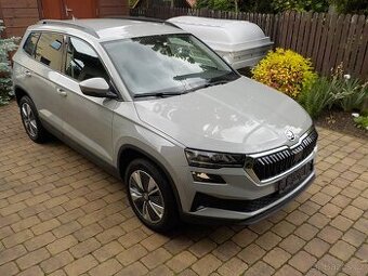Karoq 1.0 Tsi facelift v tovární záruce do 06/2026