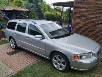 Volvo V70 D5