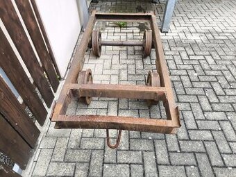 Podvozek na důlní kolejnice