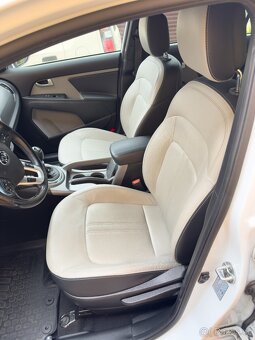 Kia Sportage 1.7CRDI 85kW ( zimní pneu v ceně )