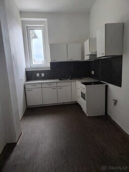 Pronajmu velký byt 2+1 v Tvršicích