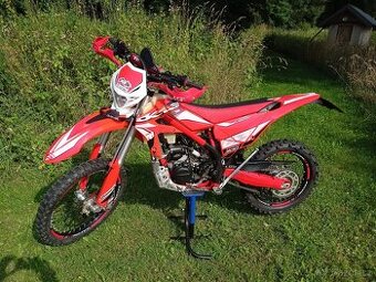Beta Xtrainer 300 2T MY 2018