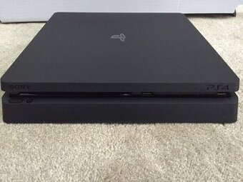 PS4 / Playstation 4 Slim v TOP stavu
