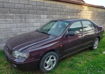 49.000km Toyota Carina E 2.0i, KLIMA-Bez Koroze-Servis 40k