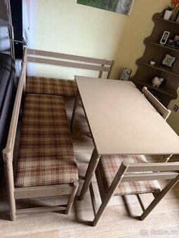 Jídelní set