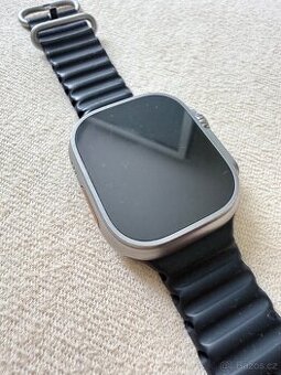 Apple Watch ultra 2 silver